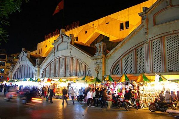 Dong Xuan Market