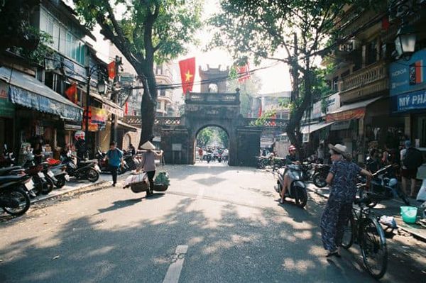 Quan Chuong Gate