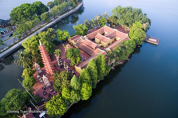 Experiences when visiting Tran Quoc pagoda