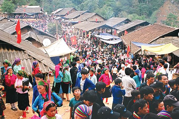 Bac Ha market