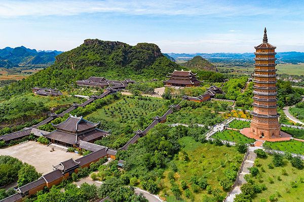 Overview Bai Dinh Pagoda in Ninh Binh