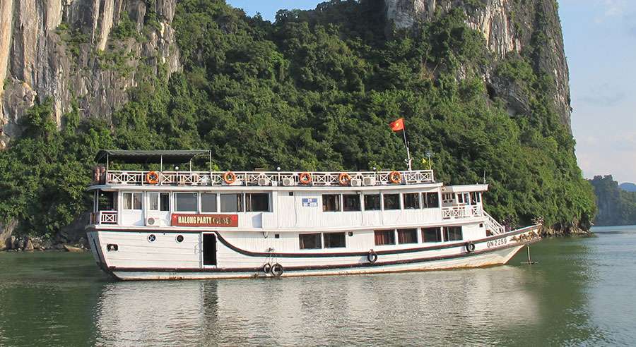 Halong Party Cruise